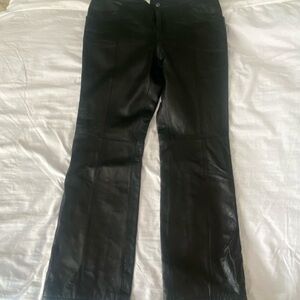 Women’s Harley Davidson Lined Leather Pants tribal Appliqué/Zippers at bottom. 8